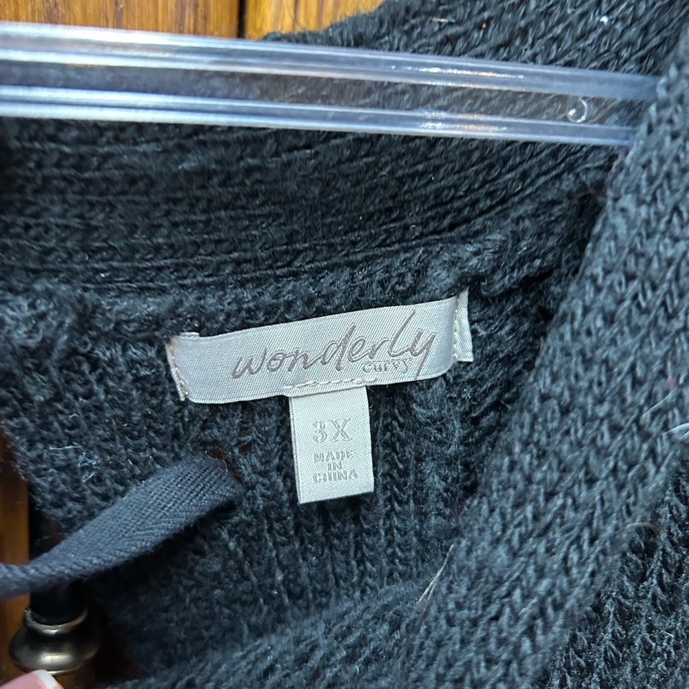 Sweater - Picture 4 of 4